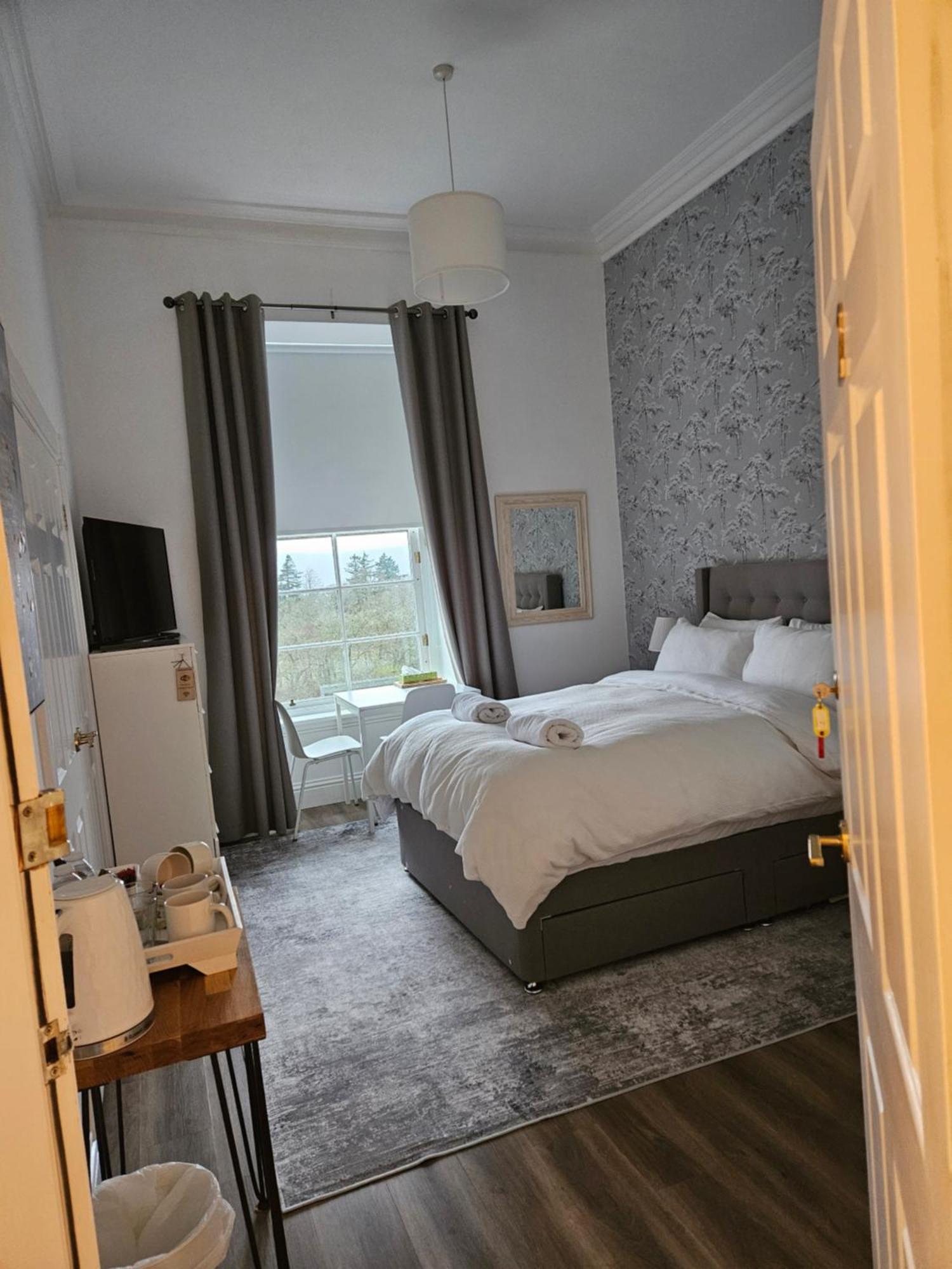 Langhouse Castle Bed And Breakfast Inverkip Kültér fotó